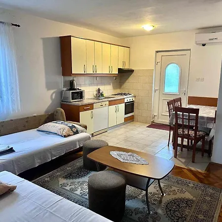 Marine Apps * Novi Vinodolski